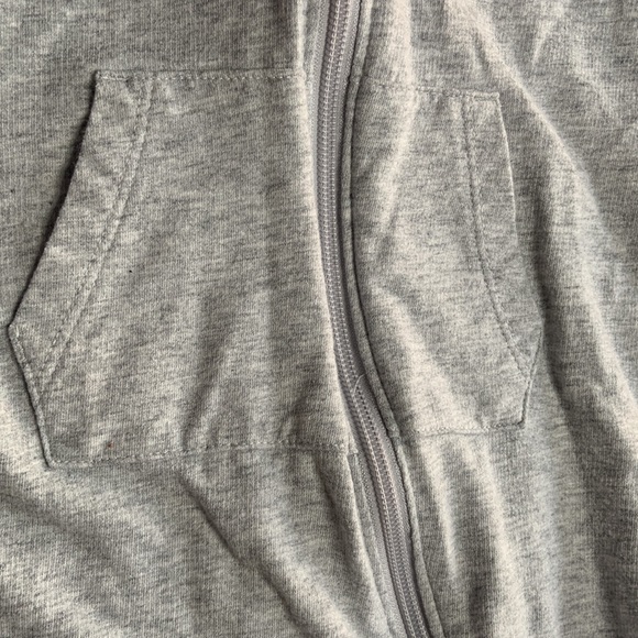 18M GRAY ‘LEVI’ ONESIE! - Picture 3 of 6